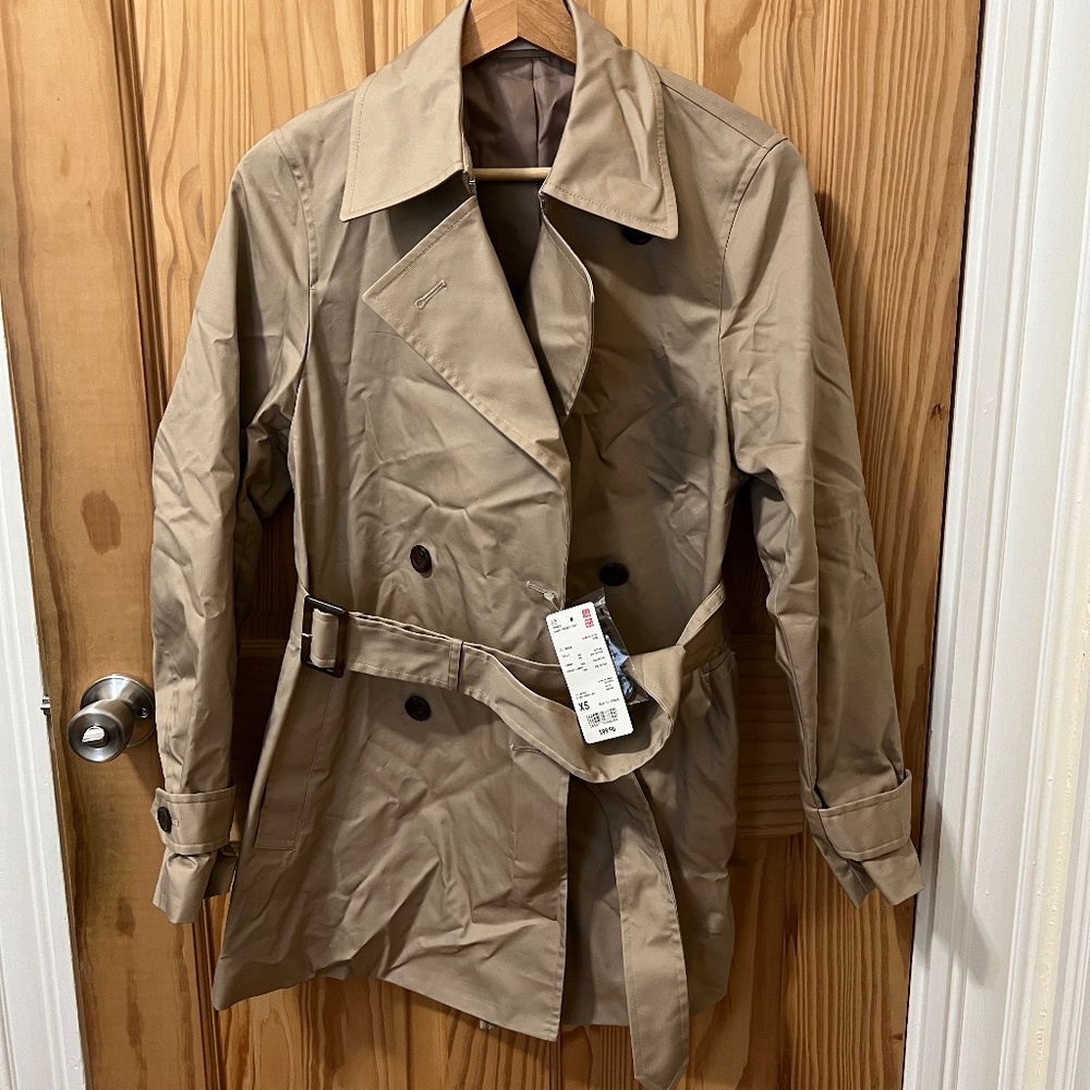 Uniqlo Women's Short Trench Coat NWT